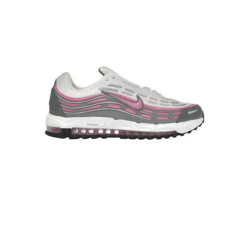 Shoes > Sneakers - - Nike - Modalova