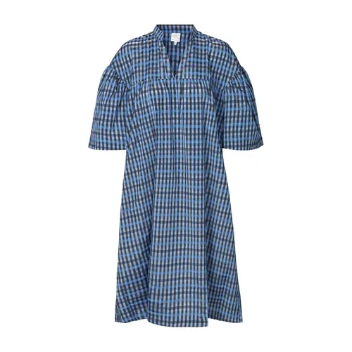 Dresses > Day Dresses > Midi Dresses - - Baum und Pferdgarten - Modalova