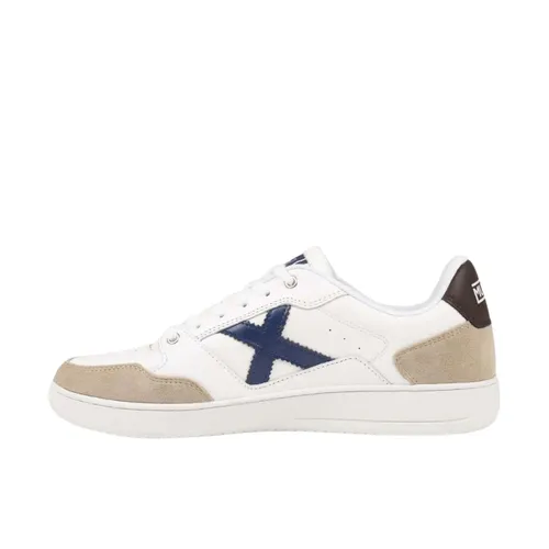 Shoes > Sneakers - - Munich - Modalova