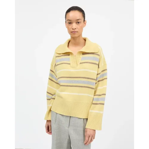 Knitwear > V-neck Knitwear - - Skall Studio - Modalova