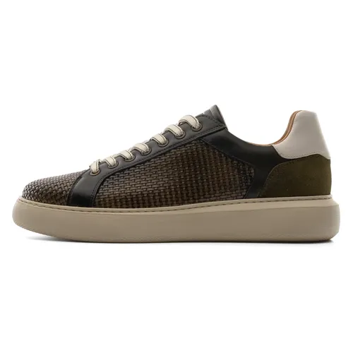 Shoes > Sneakers - - Ambitious - Modalova