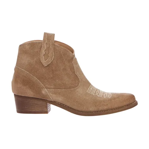 Shoes > Boots > Cowboy Boots - - Ovyé - Modalova