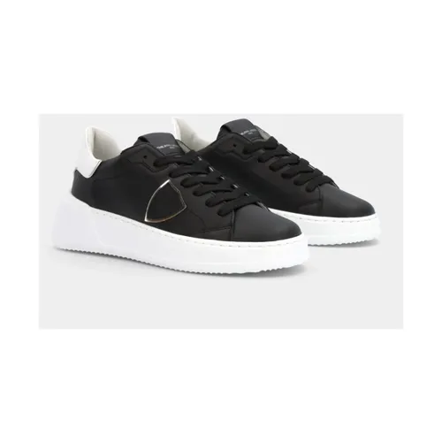 Shoes > Sneakers - - Philippe Model - Modalova