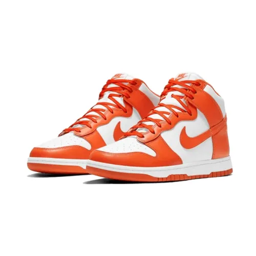 Nike - Shoes > Sneakers - Red - Nike - Modalova