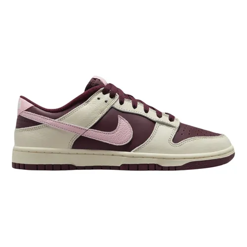 Shoes > Sneakers - - Nike - Modalova