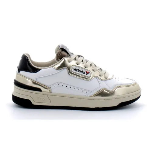 Shoes > Sneakers - - Victoria - Modalova
