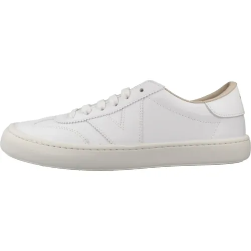 Shoes > Sneakers - - Victoria - Modalova