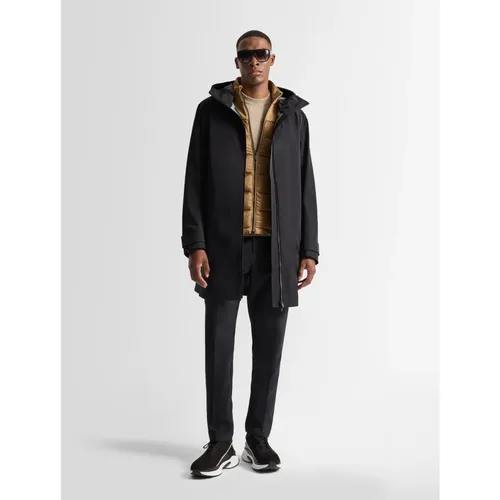 Fusalp - Coats > Parkas - Black - Fusalp - Modalova