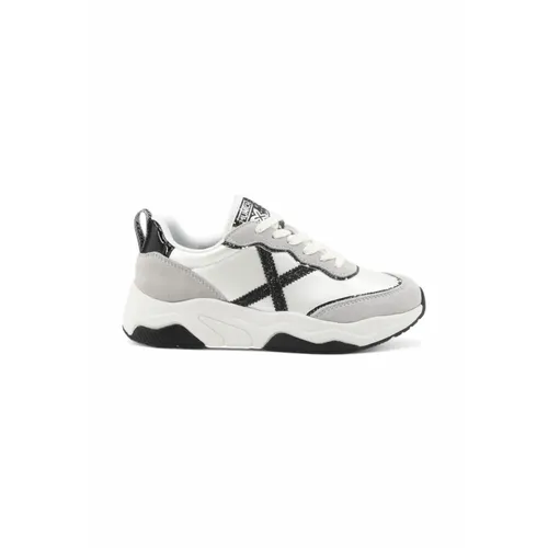 Munich - Shoes > Sneakers - White - Munich - Modalova