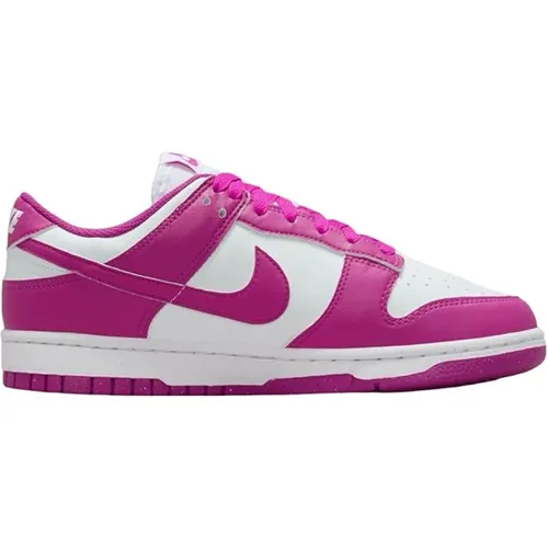 Nike - Shoes > Sneakers - Pink - Nike - Modalova