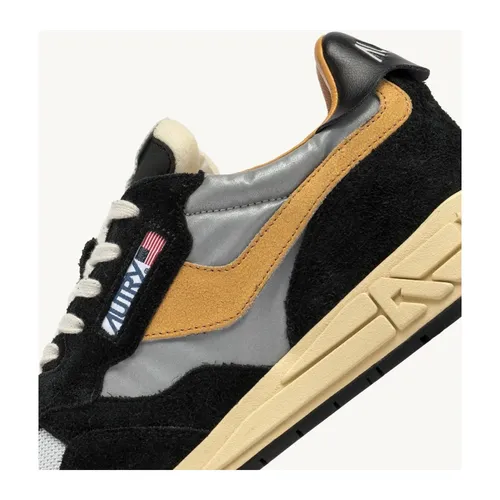 Shoes > Sneakers - - Autry - Modalova