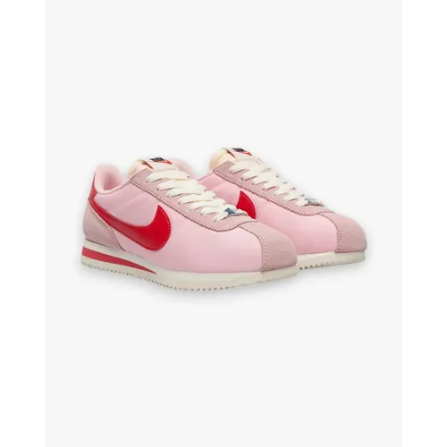 Nike - Shoes > Sneakers - Pink - Nike - Modalova