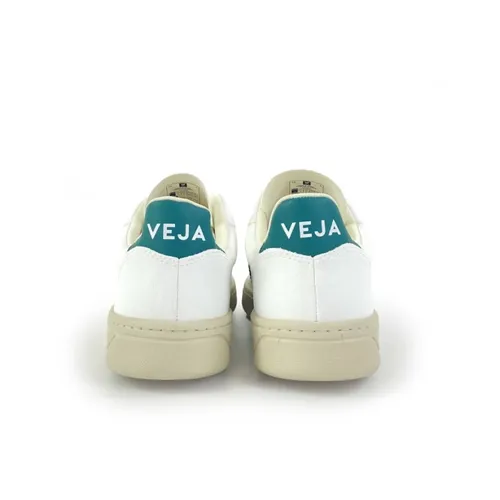 Veja - Shoes > Sneakers - White - Veja - Modalova