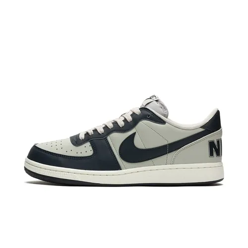 Nike - Shoes > Sneakers - Gray - Nike - Modalova