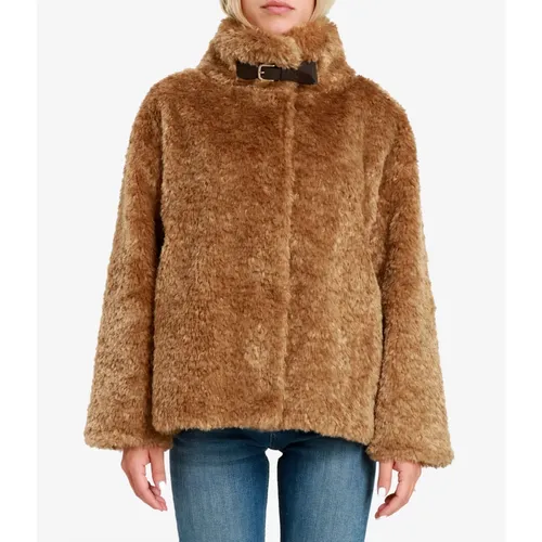 Jackets > Faux Fur & Shearling Jackets - - Herno - Modalova