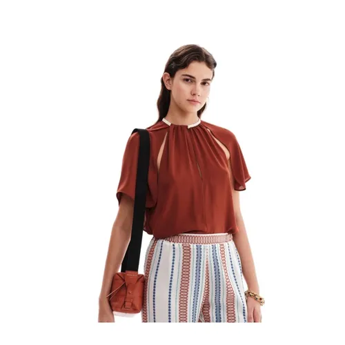 Blouses & Shirts > Blouses - - Zeus+Dione - Modalova