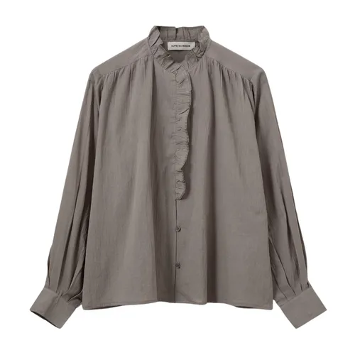 Blouses & Shirts > Shirts - - Sofie Schnoor - Modalova