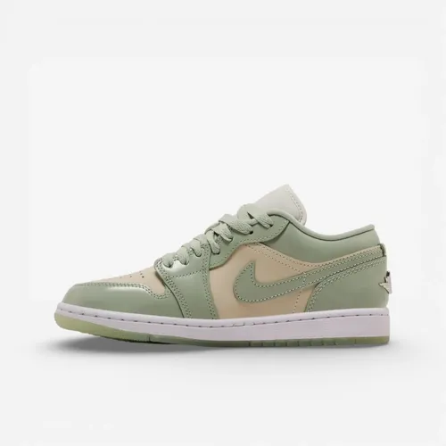 Shoes > Sneakers - - Nike - Modalova