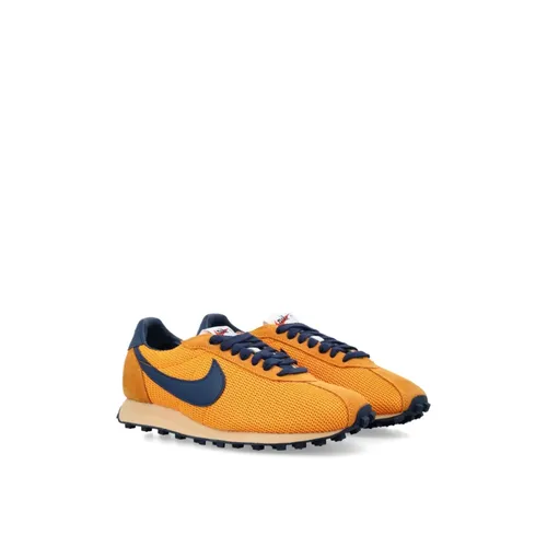 Nike - Shoes > Sneakers - Orange - Nike - Modalova