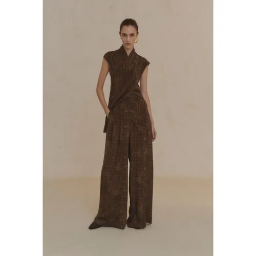 Tops > Sleeveless Tops - - Cortana - Modalova