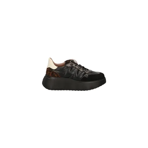 Shoes > Sneakers - - Wonders - Modalova