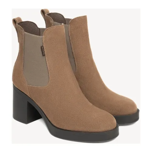 Shoes > Boots > Heeled Boots - - Nerogiardini - Modalova
