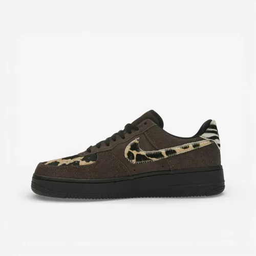 Nike - Shoes > Sneakers - Brown - Nike - Modalova