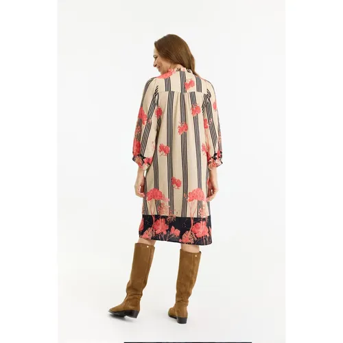 Dresses > Day Dresses > Short Dresses - - IN Front - Modalova