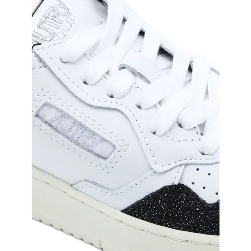 Shoes > Sneakers - - Autry - Modalova