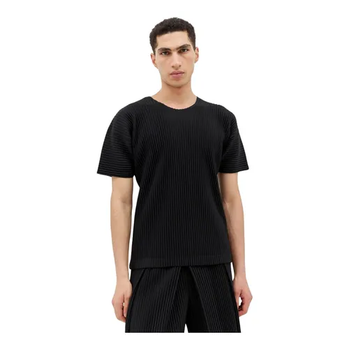 Tops > T-Shirts - - Issey Miyake - Modalova