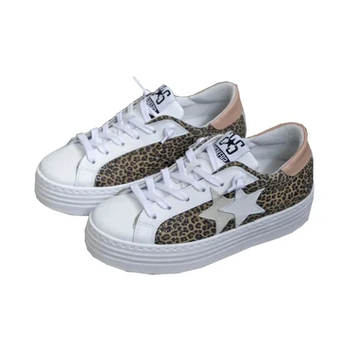 Star - Shoes > Sneakers - Brown - 2Star - Modalova
