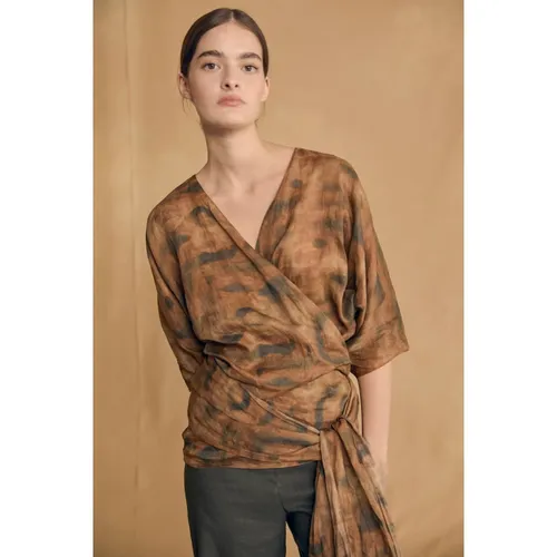 Blouses & Shirts > Kimonos - - Cortana - Modalova