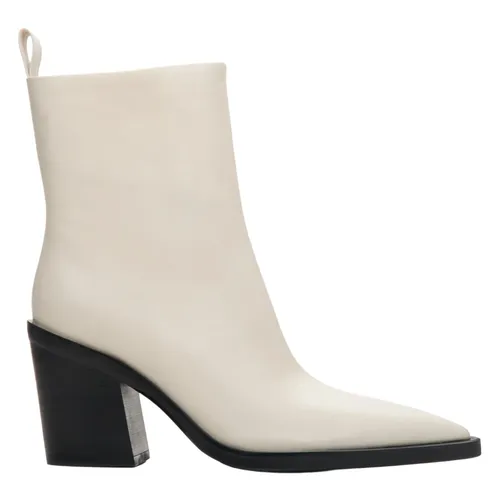 Shoes > Boots > Cowboy Boots - - Estro - Modalova