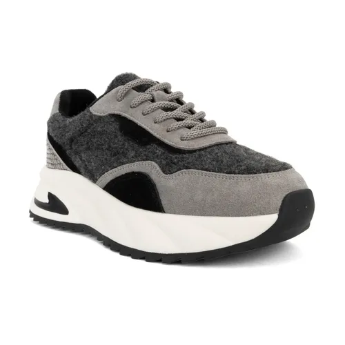 Shoes > Sneakers - - Linda Baumann - Modalova