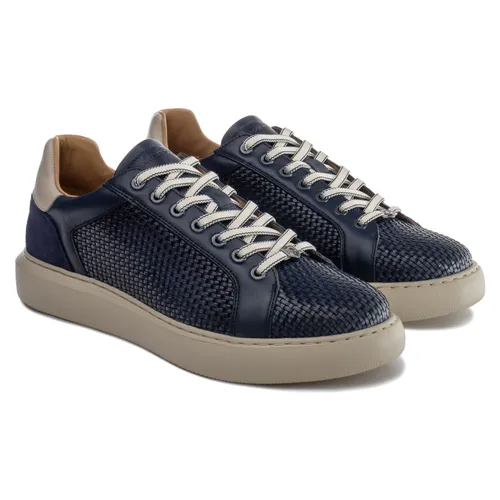 Shoes > Sneakers - - Ambitious - Modalova