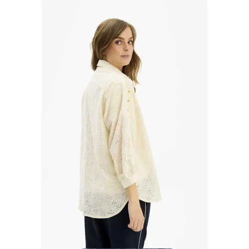 Blouses & Shirts > Shirts - - IN Front - Modalova