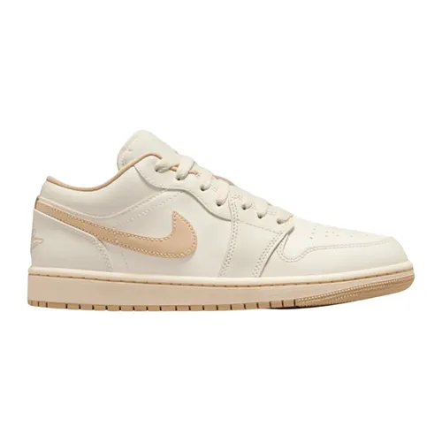 Nike - Shoes > Sneakers - Beige - Nike - Modalova