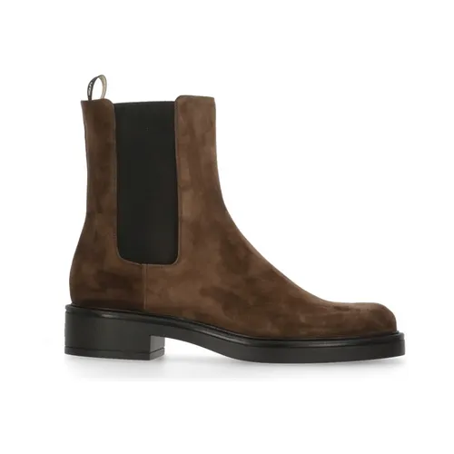 Shoes > Boots > Chelsea Boots - - Stuart Weitzman - Modalova