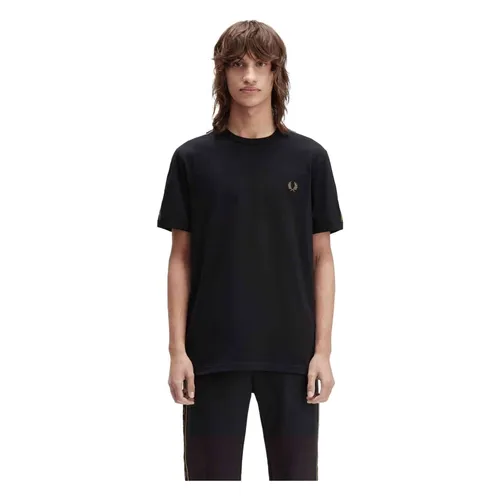 Tops > T-Shirts - - Fred Perry - Modalova