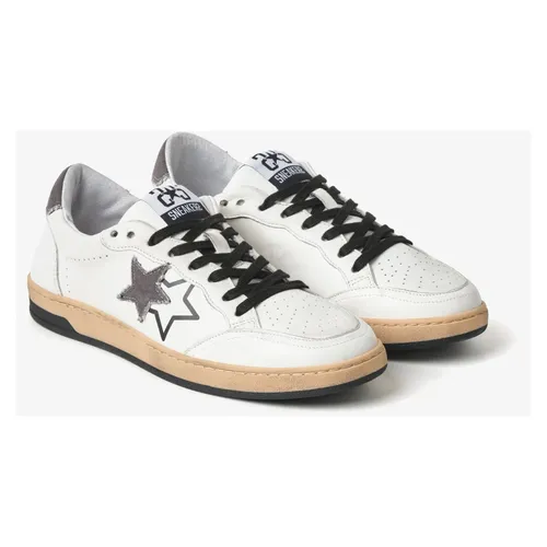 Star - Shoes > Sneakers - White - 2Star - Modalova