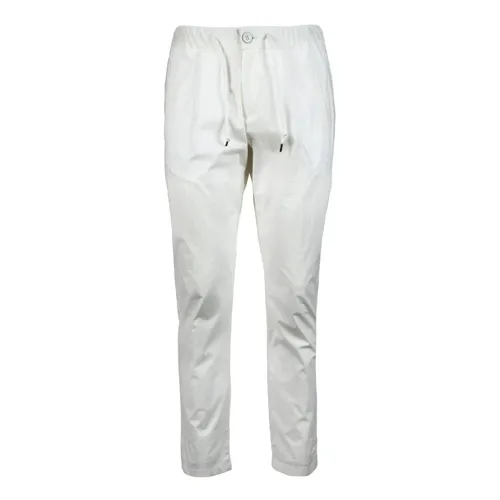 Trousers > Slim-fit Trousers - - Herno - Modalova