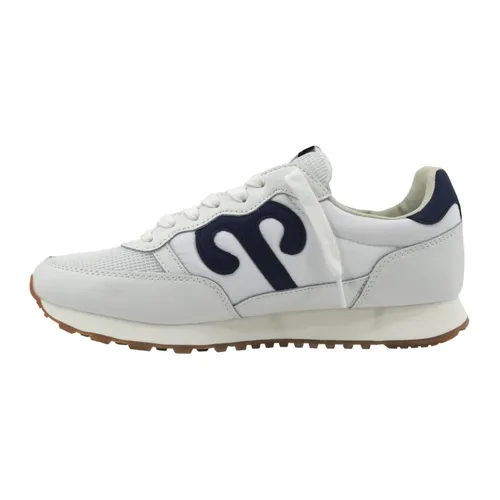 Shoes > Sneakers - - Wushu Ruyi - Modalova