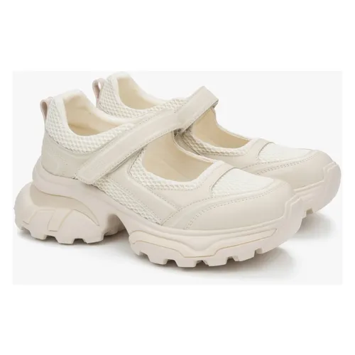 Estro - Shoes > Sneakers - Beige - Estro - Modalova
