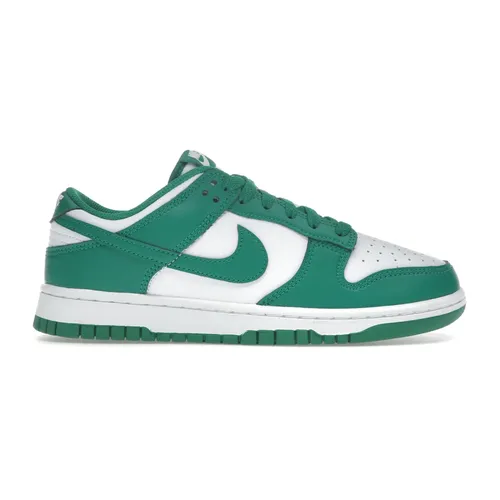 Nike - Shoes > Sneakers - Green - Nike - Modalova