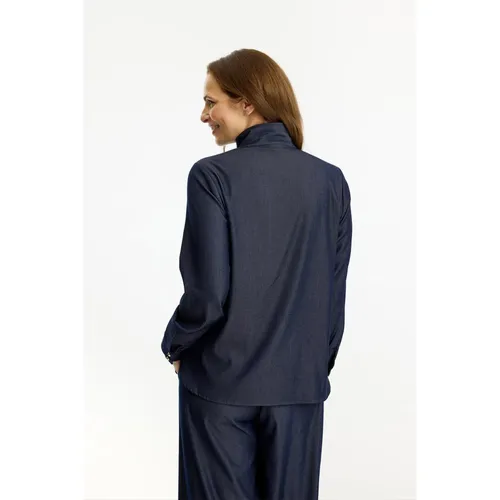 Blouses & Shirts > Shirts - - IN Front - Modalova