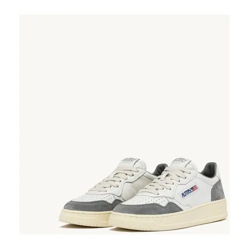 Autry - Shoes > Sneakers - White - Autry - Modalova
