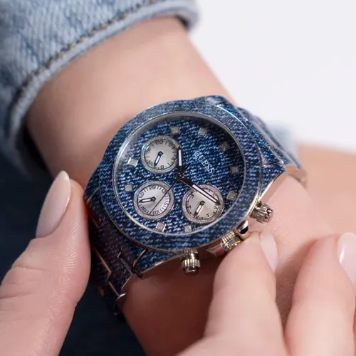 Accessories > Watches - - Guess - Modalova