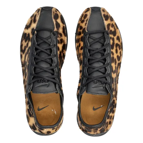 Nike - Shoes > Sneakers - Brown - Nike - Modalova