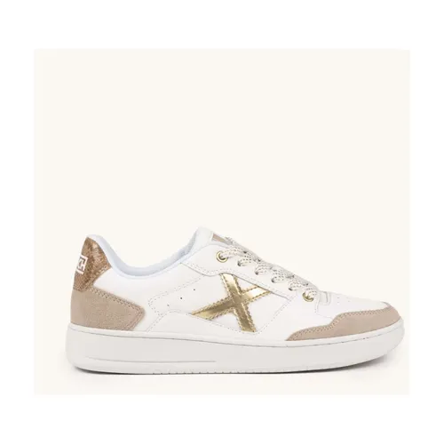 Shoes > Sneakers - - Munich - Modalova