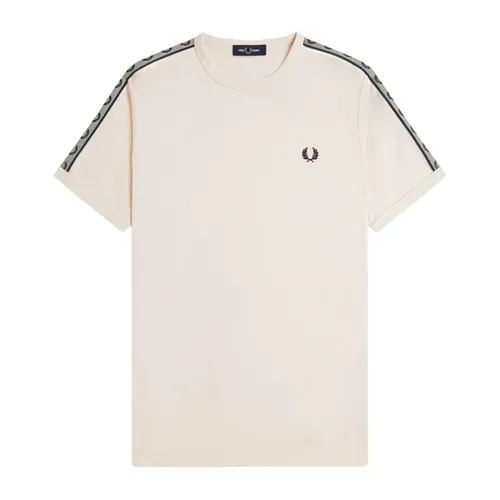 Tops > T-Shirts - - Fred Perry - Modalova